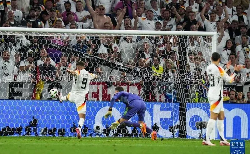 运动赛事中球员的年龄风险：基于赛前评估模型的深度分析